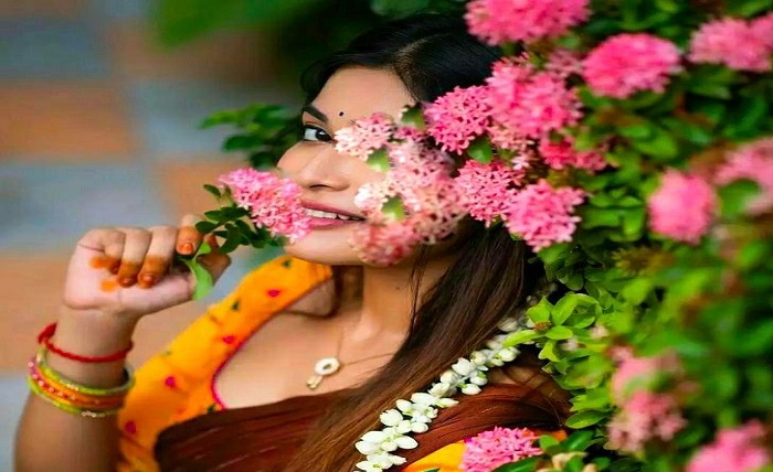 মেয়েদের রোমান্টিক পিক