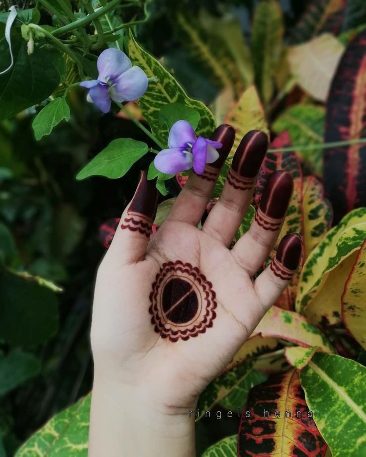 aesthetic-mehndi-design-for-kids