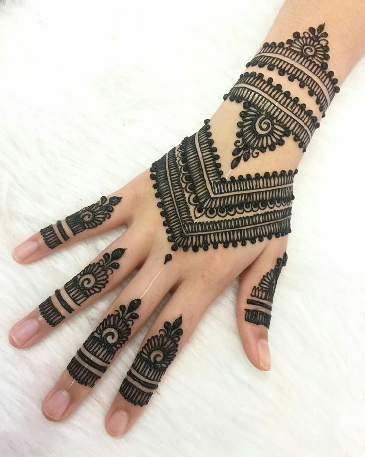 arabic-mehndi-designs-for-kids-full-hand