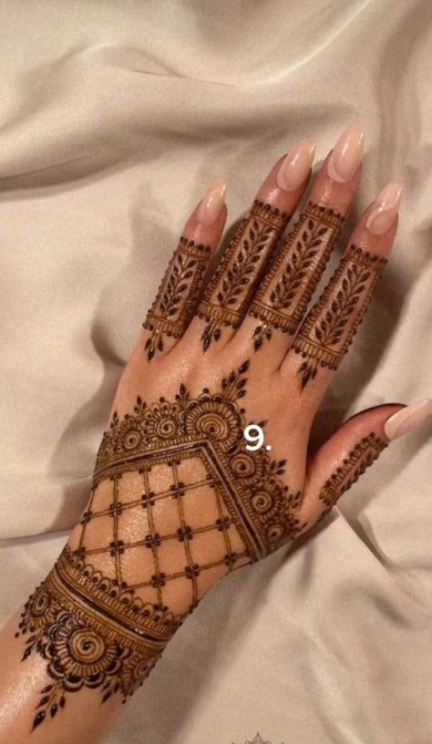 arabic-simple-mehndi-design