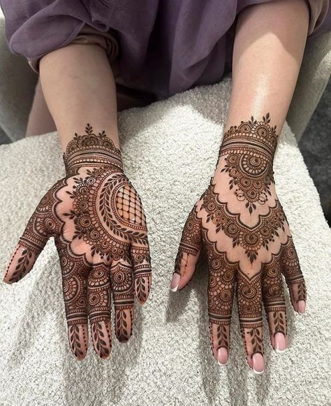 classic-simple-mehndi-design-circle