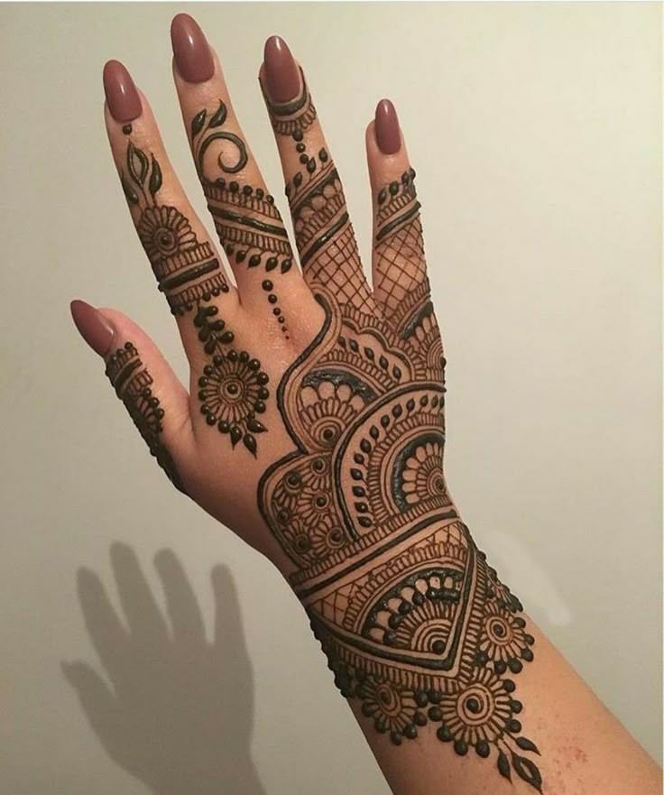 mehndi-design-for-kids-arabic
