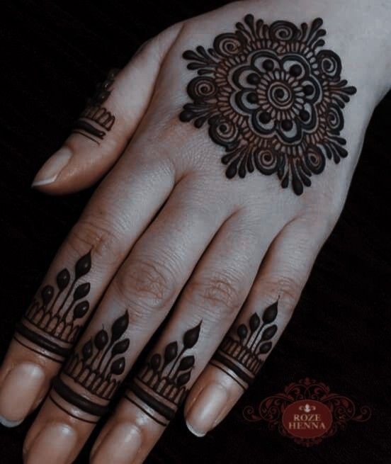 mehndi-designs-for-kids-circle