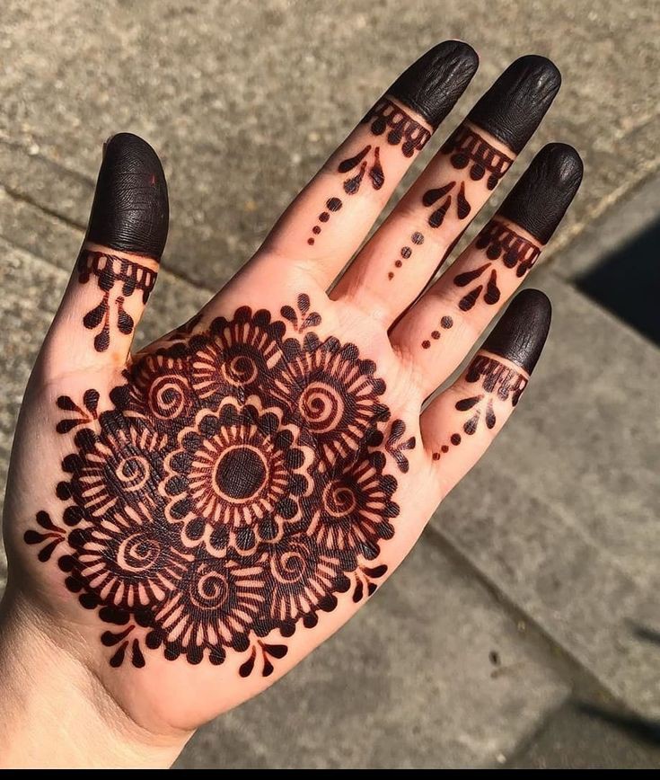 mehndi-designs-for-kids-cute-and-easy