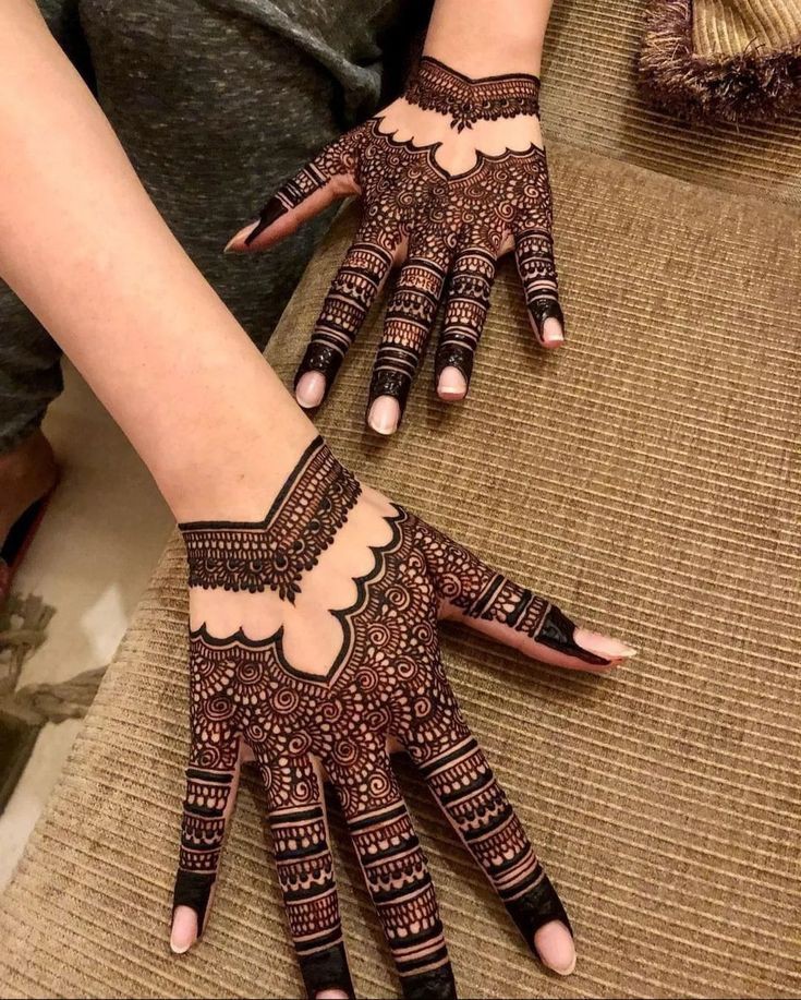 new-mehndi-design-photo-girl-simple-and-beautiful