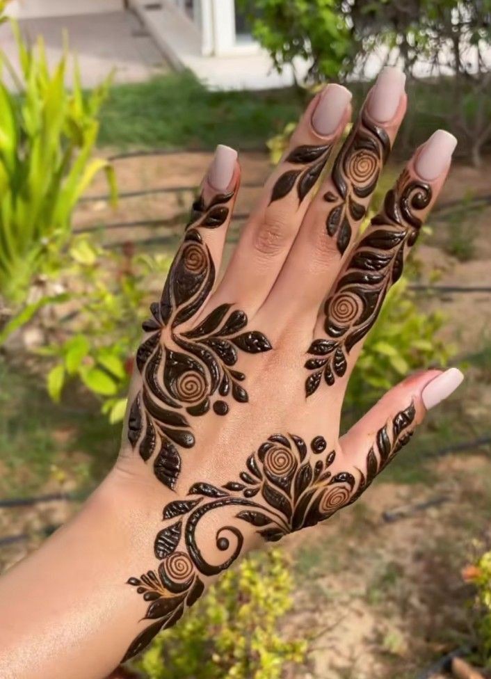 simple-full-hand-mehndi-design-photo-easy-and-beautiful
