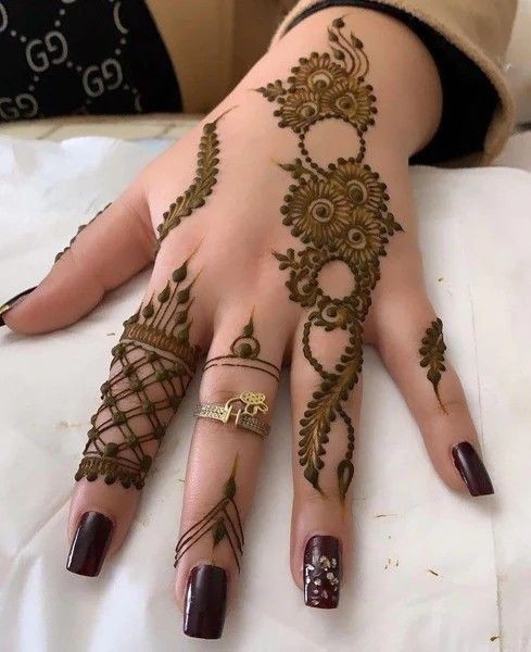 simple-mehndi-design-for-kids-and