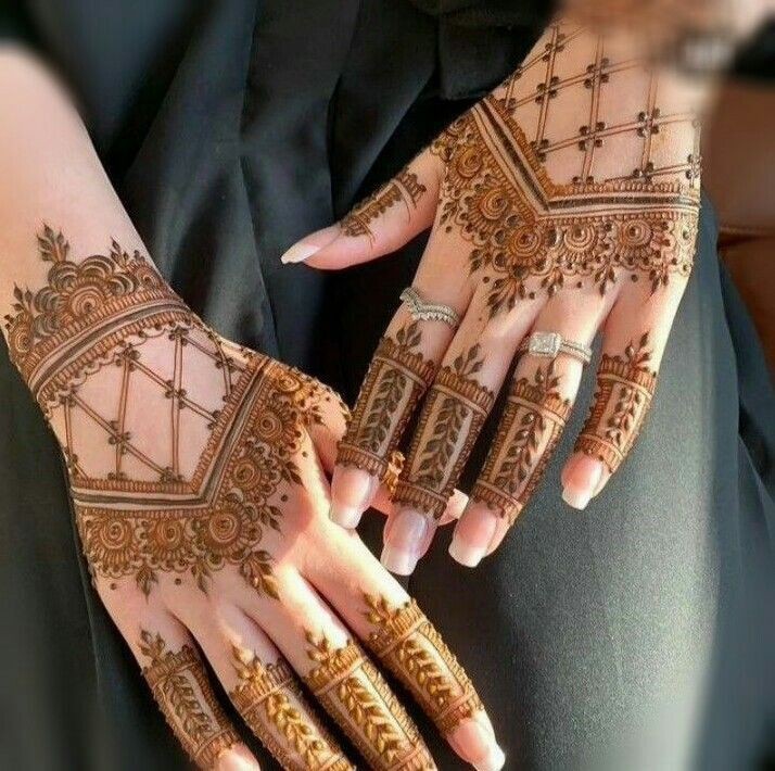 simple-mehndi-design-photo-back-side