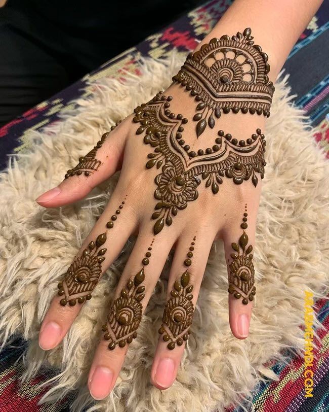 simple-mehndi-designs-for-kids