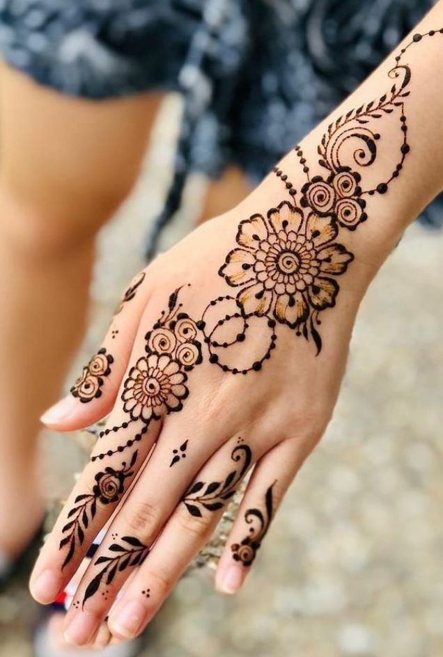Easy-Arabic-Mehndi-Design