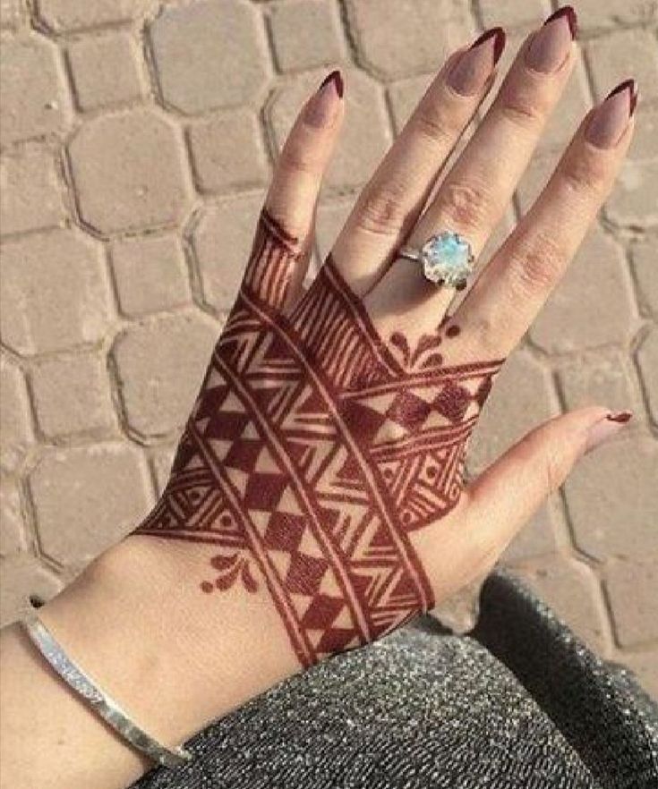 Finger-Mehndi-Design-Images