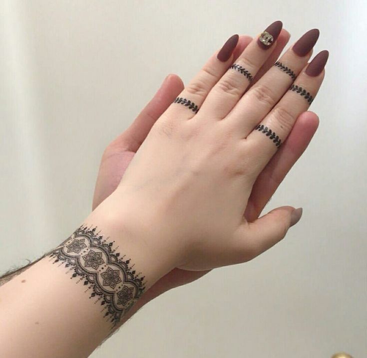 Finger-Mehndi-Design-Images