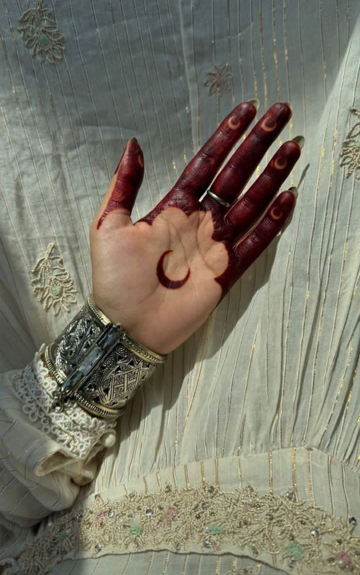 Finger-Mehndi-Design-Images