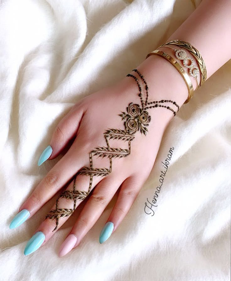 arabic-design-mehndi-design-simple