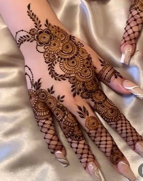 arabic-front-mehndi-design-easy-and-beautiful arabic-front-mehndi-design-easy-and-beautiful