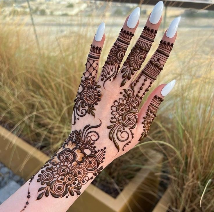 arabic-front-mehndi-design-easy-and-beautiful-half-hand arabic-front-mehndi-design-easy-and-beautiful-half-hand