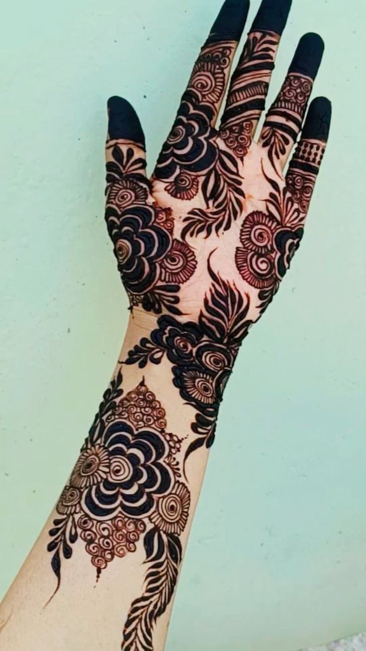 arabic-mehndi-design-aesthetic