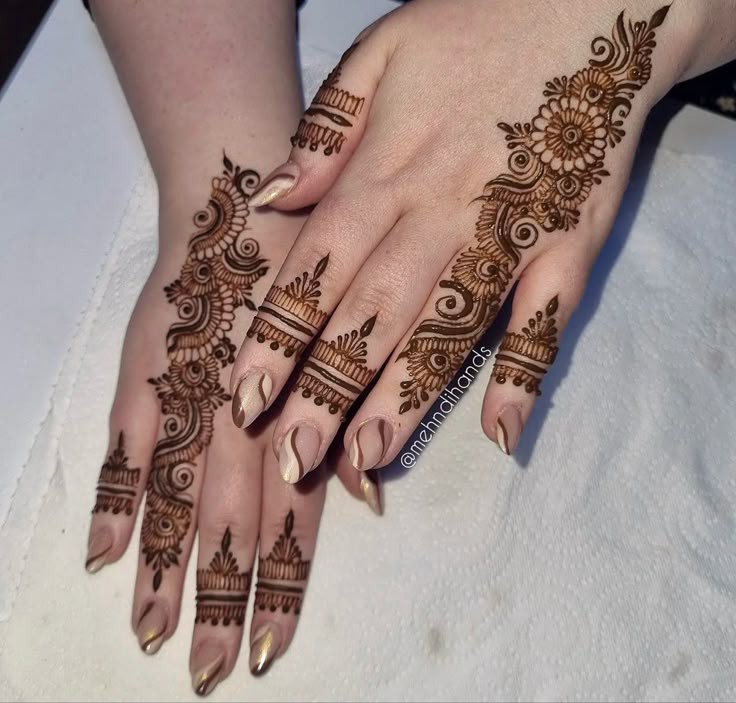 arabic-mehndi-design-beautiful-and-easy