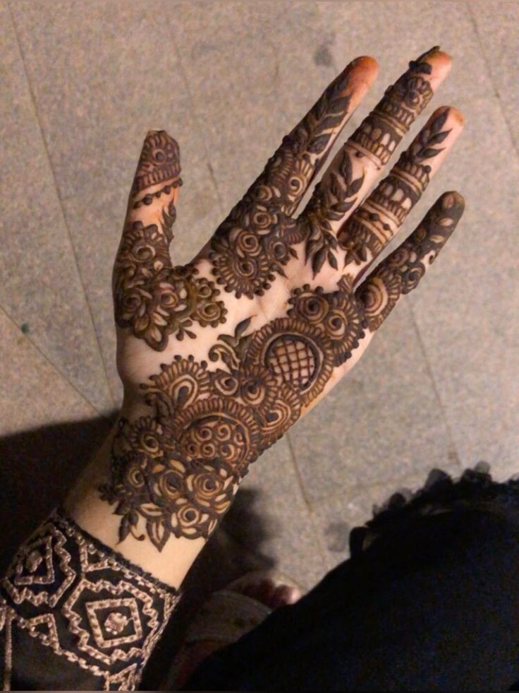 arabic-mehndi-design-beautiful-and-easy