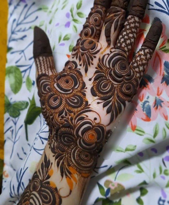 arabic-mehndi-design-simple-and-easy