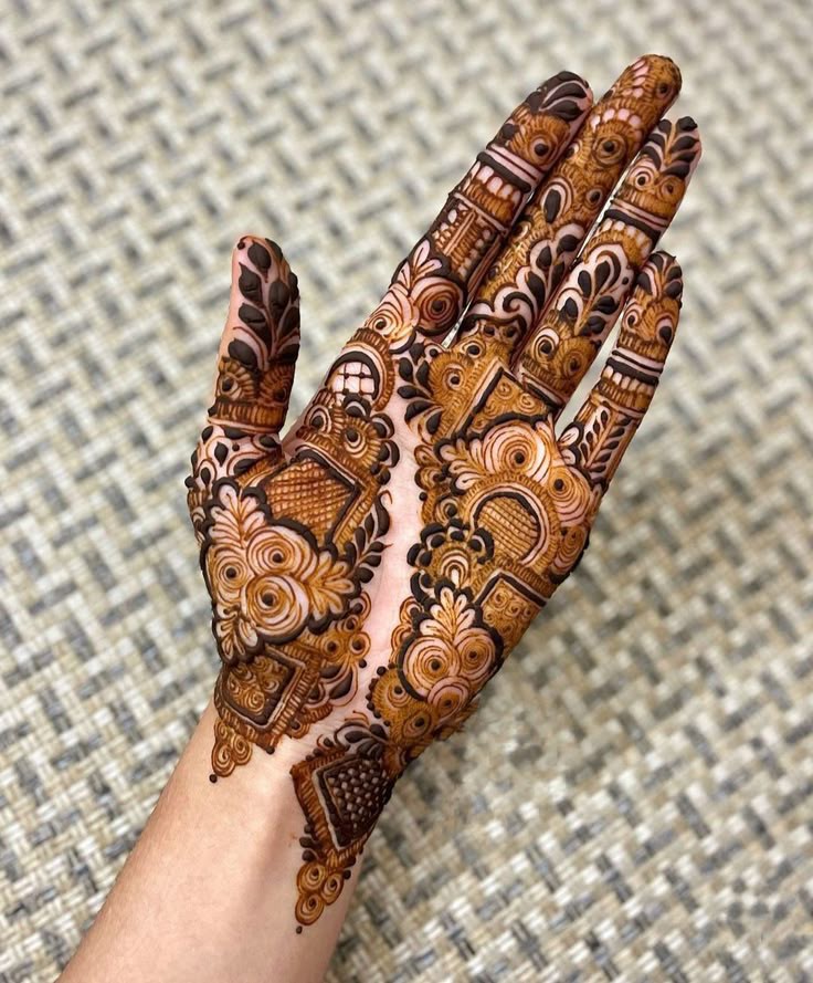 arabic-mehndi-easy-simple-circle-mehndi-design