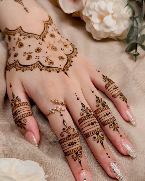 arabic-mehndi-easy-simple-circle-mehndi-design