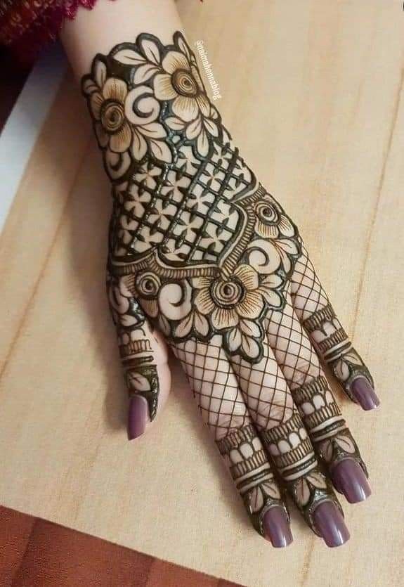 back-full-hand-mehndi-design back-full-hand-mehndi-design