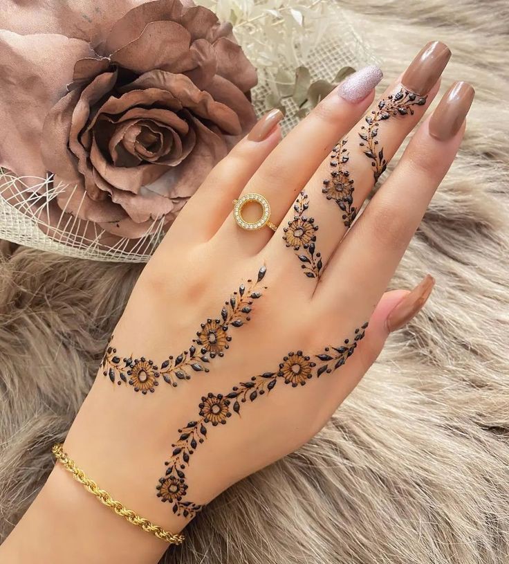 easy-arabic-mehndi-design-for-diwali