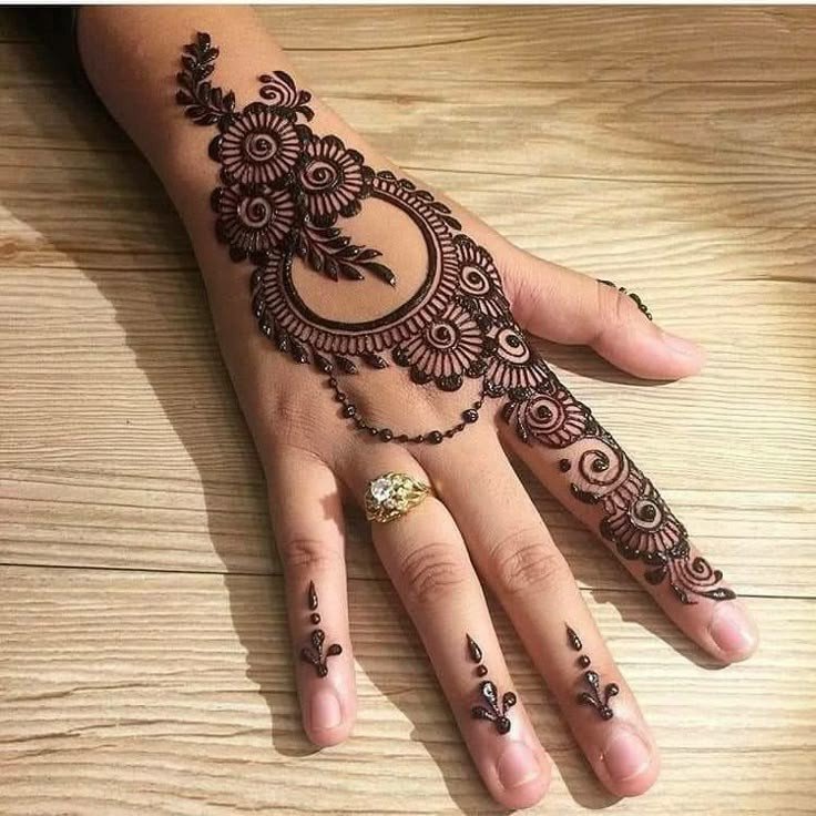 easy-mehndi-design-bel easy-mehndi-design-bel