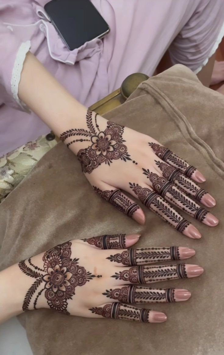 front-full-hand-mehndi-design front-full-hand-mehndi-design