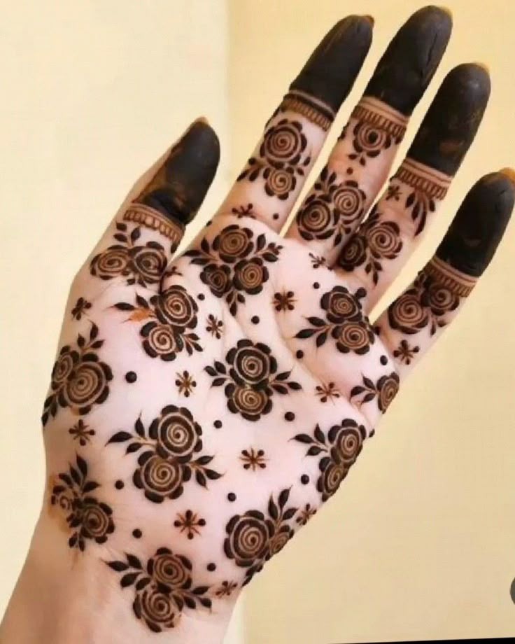 front-hand-simple-design-mehndi-design