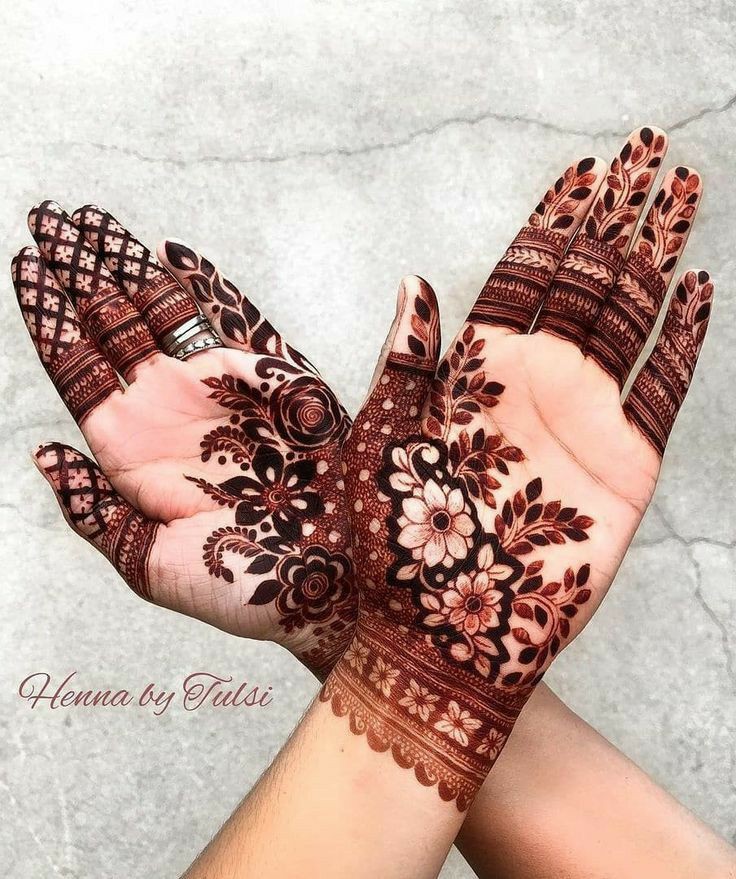 front-hand-simple-mehndi-design-karva-chauth