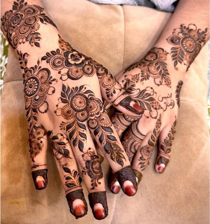 front-mehndi-design-easy-and-beautiful-instagram front-mehndi-design-easy-and-beautiful-instagram