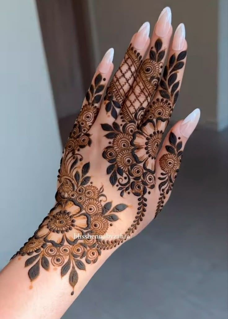 full-hand-mehndi-design-aage-ka full-hand-mehndi-design-aage-ka