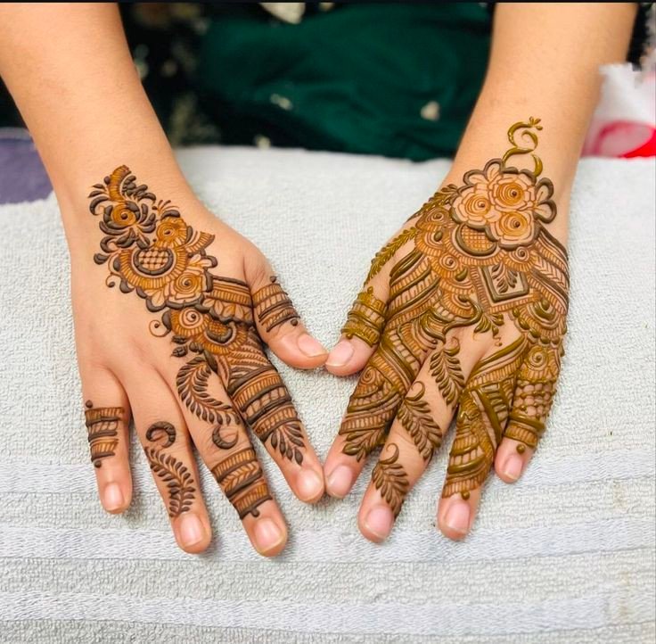 full-hand-mehndi-design-aesthetic full-hand-mehndi-design-aesthetic