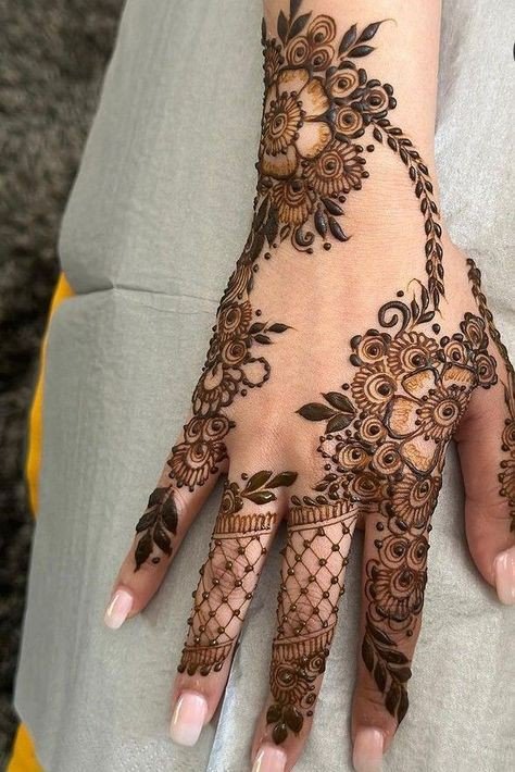 mehndi-design-easy-and-beautiful-arabic-for-girl mehndi-design-easy-and-beautiful-arabic-for-girl