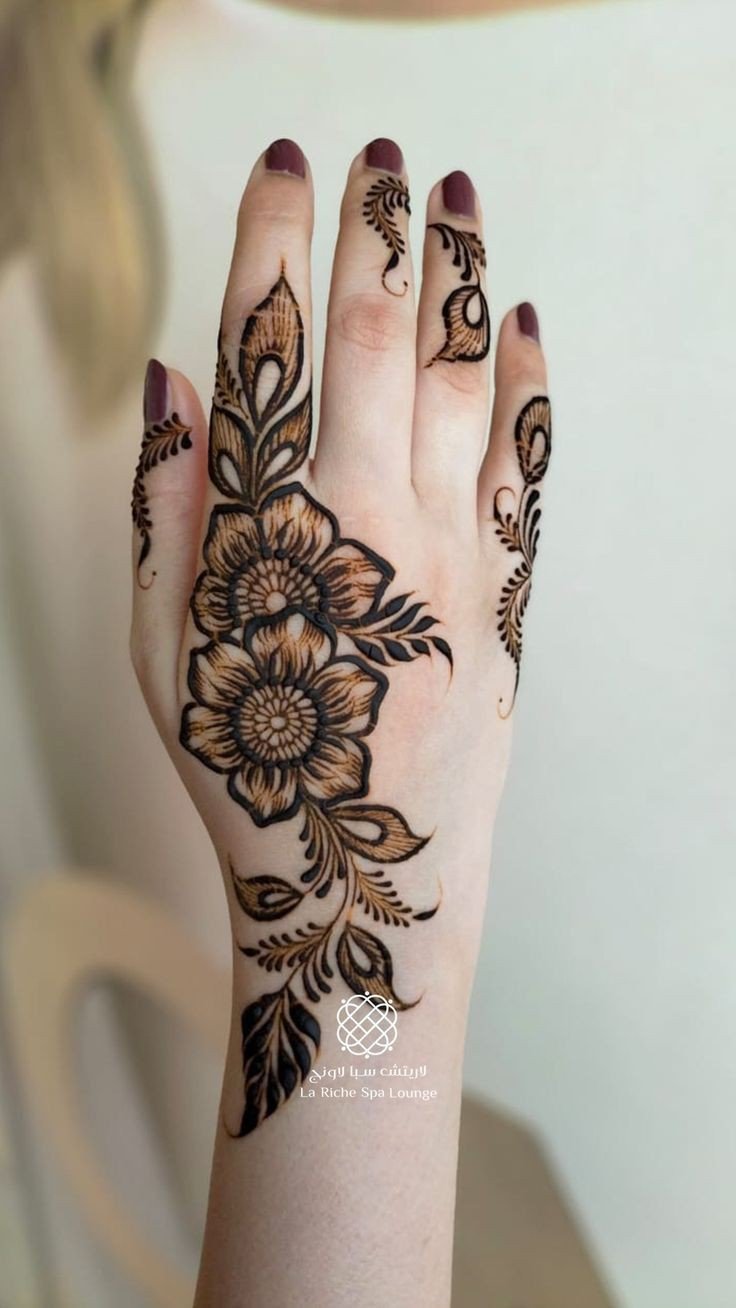 mehndi-design-easy-and-beautiful-back-hand-front-hand mehndi-design-easy-and-beautiful-back-hand-front-hand
