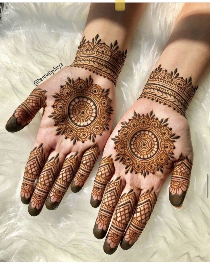 royal-mehndi-designs-front-hand royal-mehndi-designs-front-hand