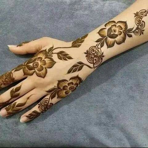 simple-mehndi-design-for-karwa-chauth-easy-and-beautiful simple-mehndi-design-for-karwa-chauth-easy-and-beautiful