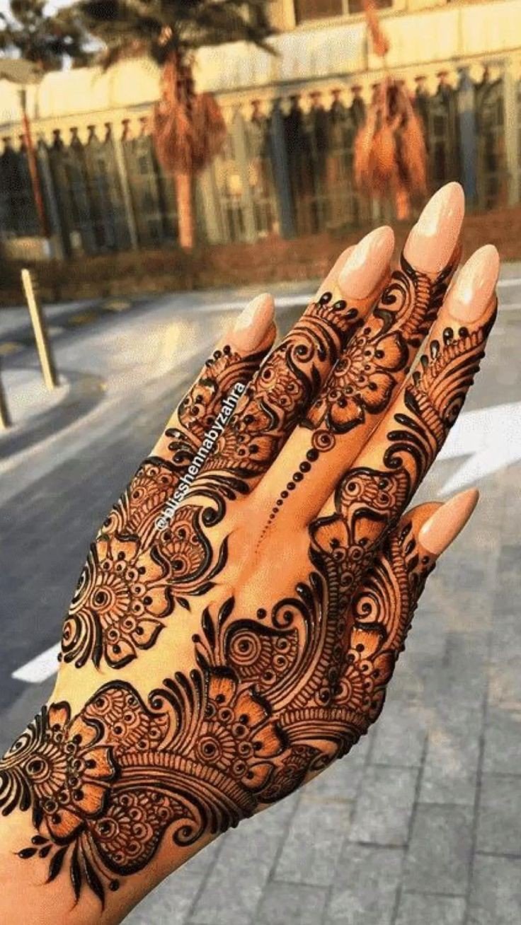 simple-punjabi-royal-front-hand-mehndi-design simple-punjabi-royal-front-hand-mehndi-design
